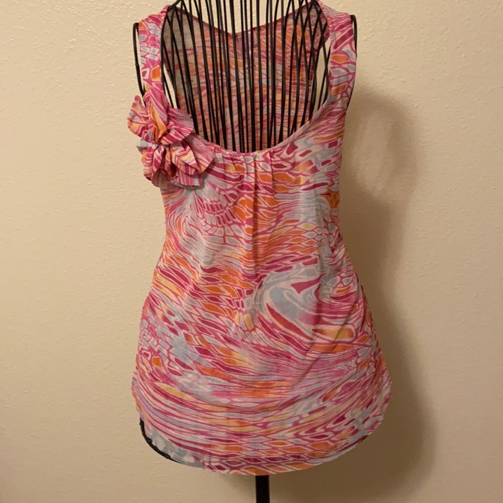Cute tank top size medium
